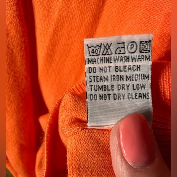 🎉Cielo Orange Cardigan - Size Medium. Beautiful color!! - Picture 5 of 9